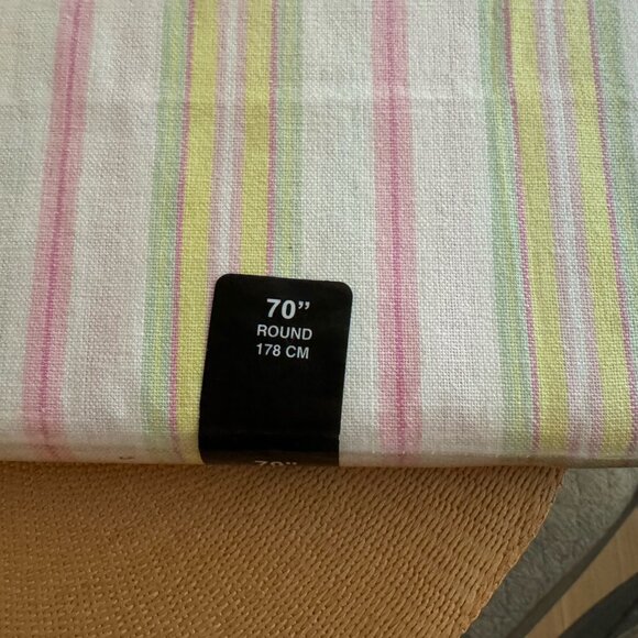 Homewear Cottage Garden Striped Tablecloth & Matching Placemates - Picture 6 of 6